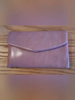 EUC HOBO International Pastel Pink Leather Casual Everyday Flap Bifold Wallet